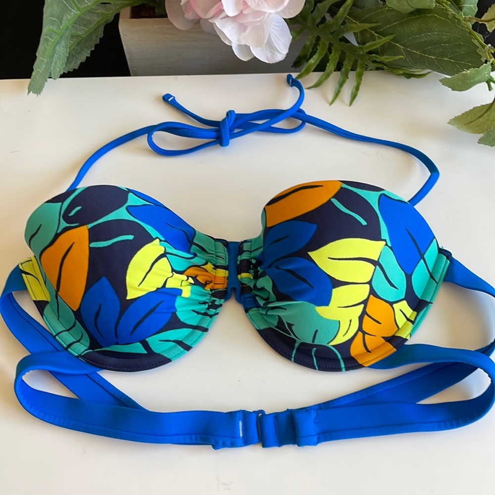 Women top swim
